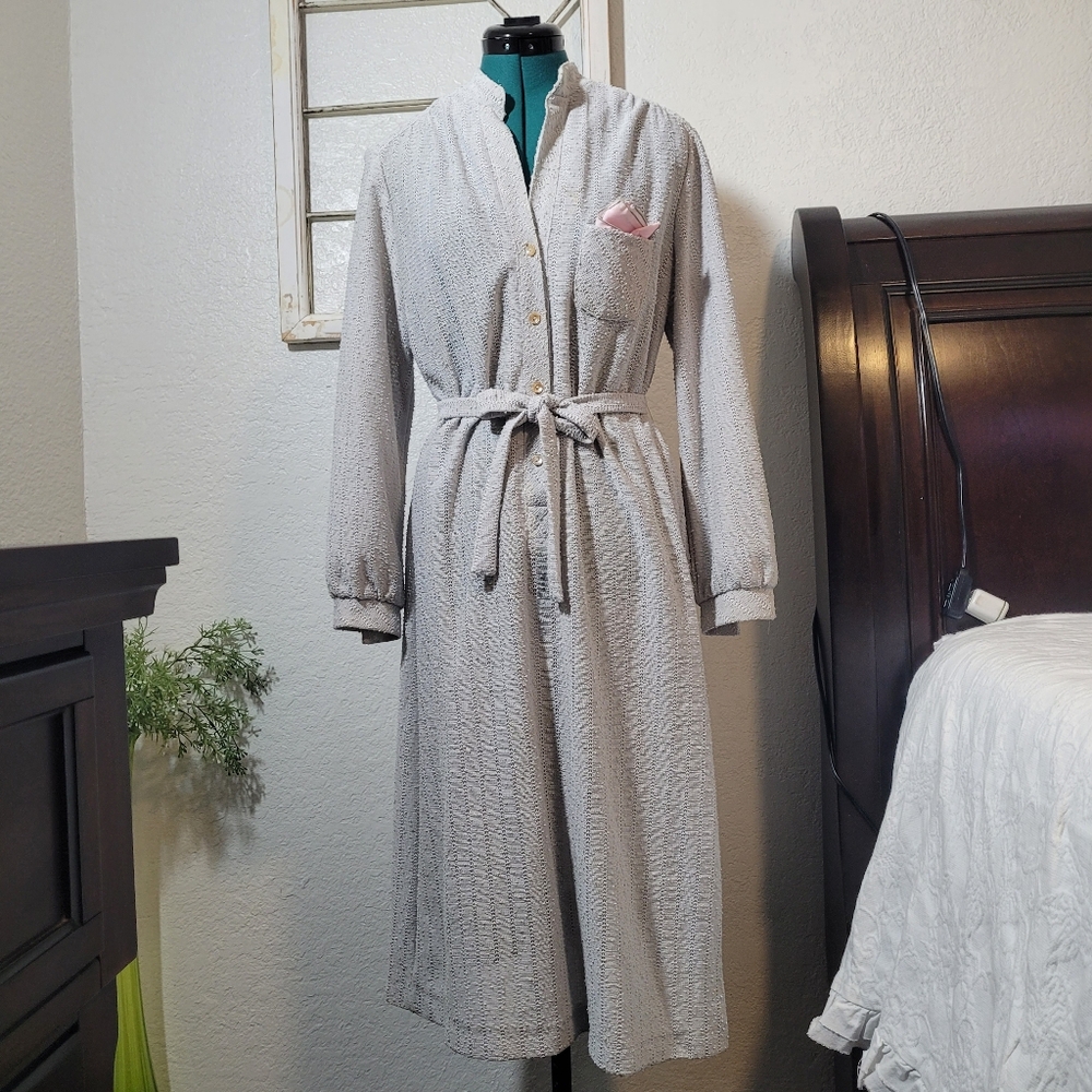 Ms. Sugar 70s  Rare Gray Textured Long-Sleeves Retro Dress with Tie Waist Sz 16